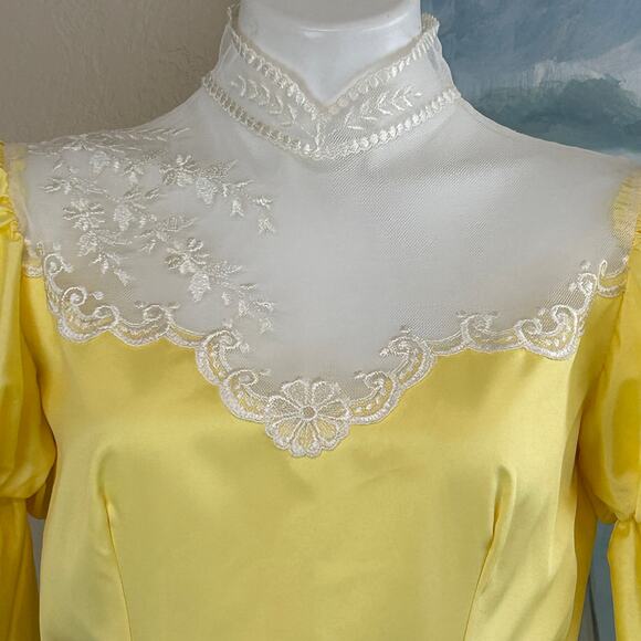 VTG 70s Princess Gown Carol Gowns by Mr. Walter, Yellow Organza Chiffon small - Picture 3 of 10